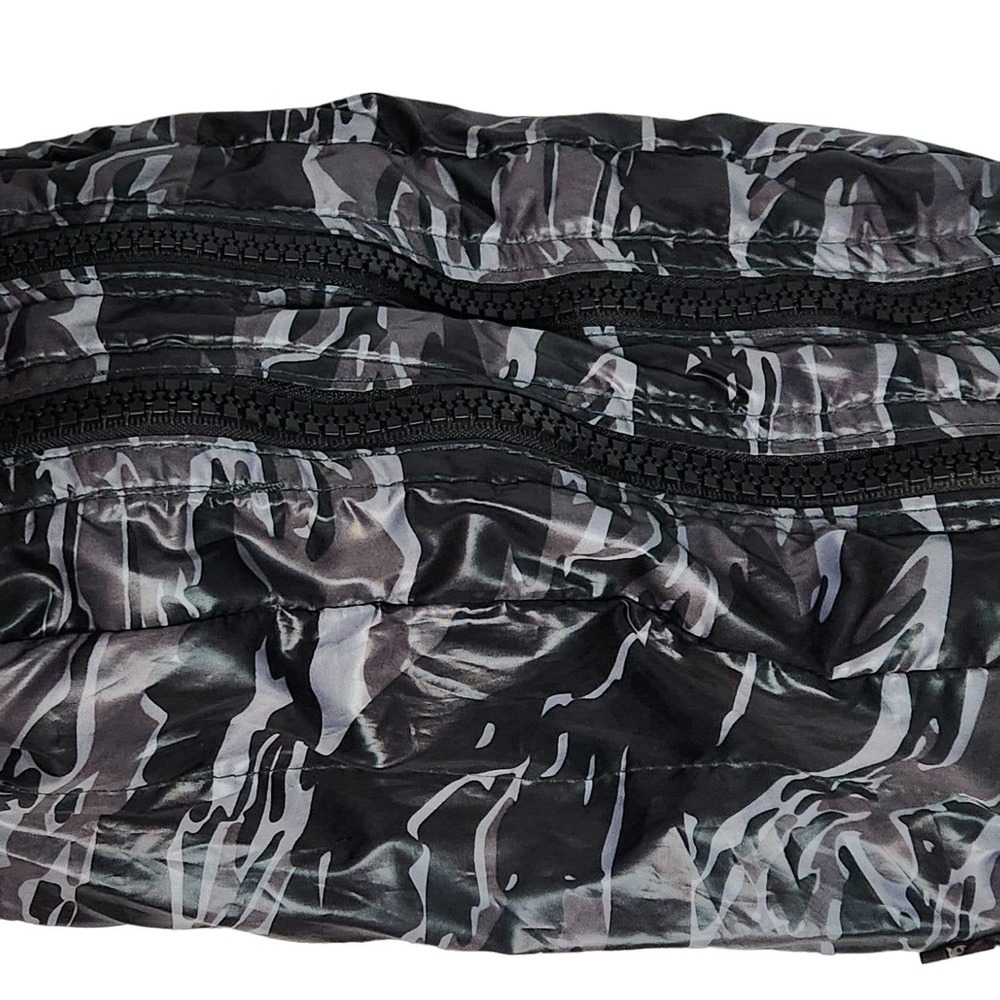Moncler Quilted Dual Zip Pouch - Picture 8 of 10